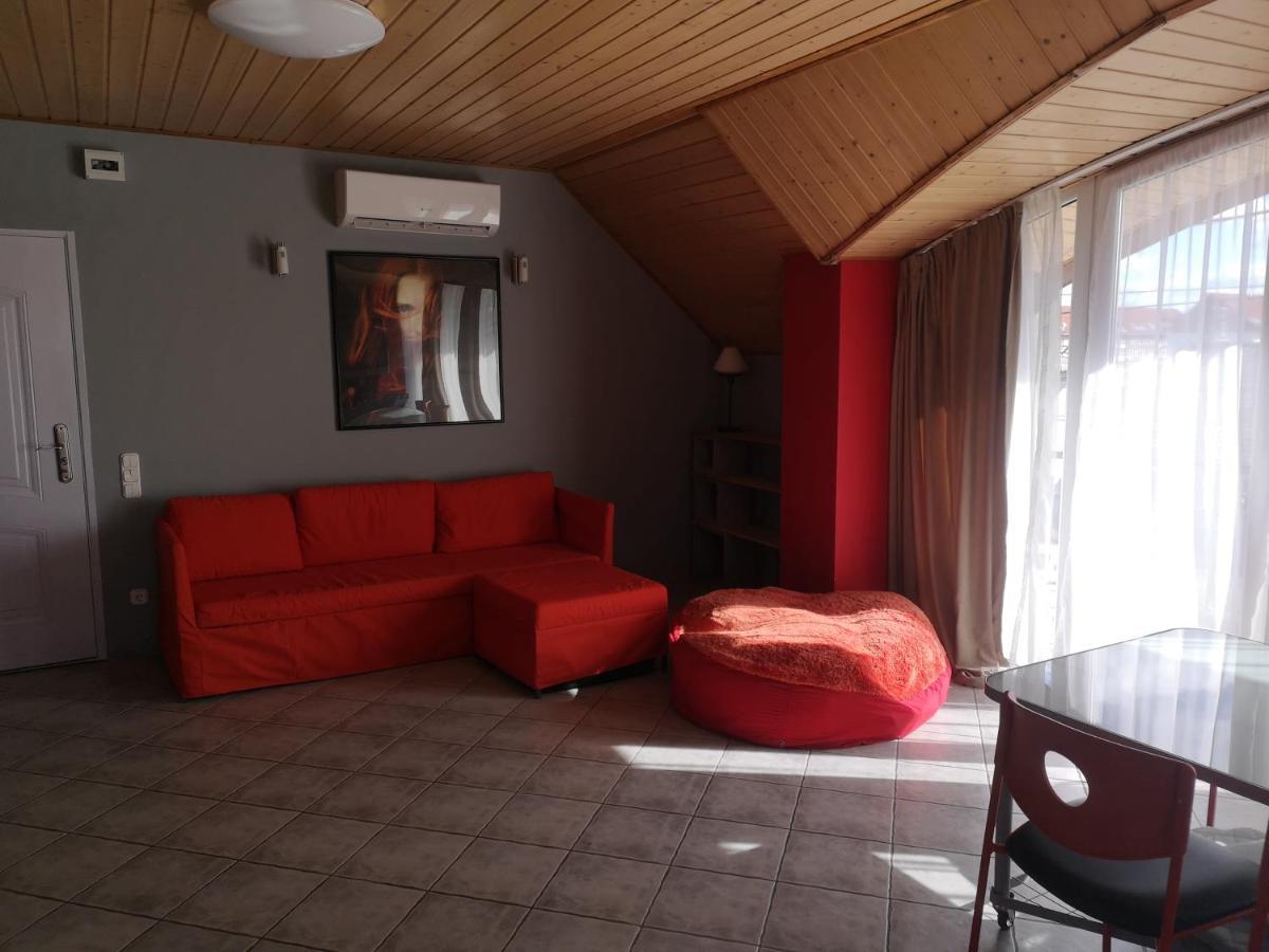 Szigeti Apartmanhaz เปตช์ ภายนอก รูปภาพ